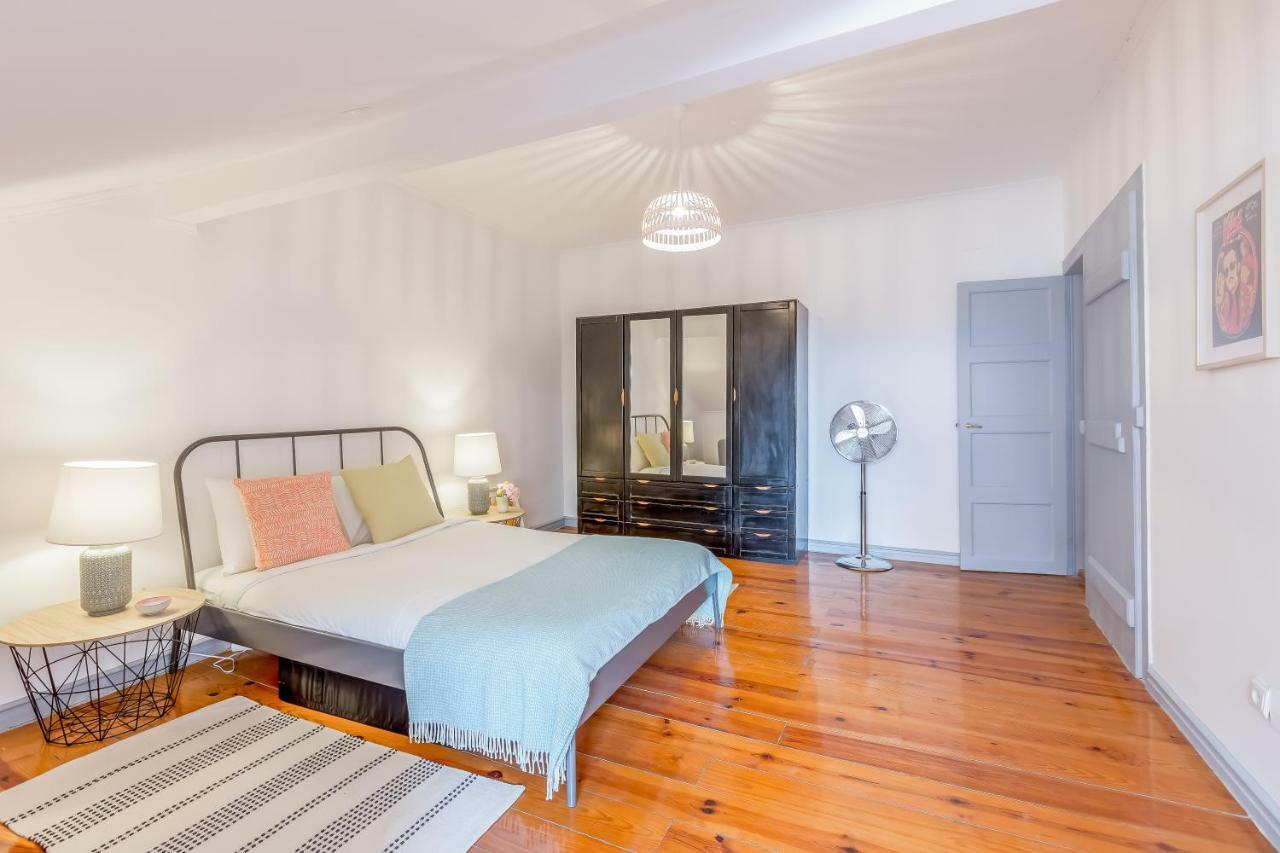 Bright & Spacious Alfama Apartment, By Timecooler Apartment
