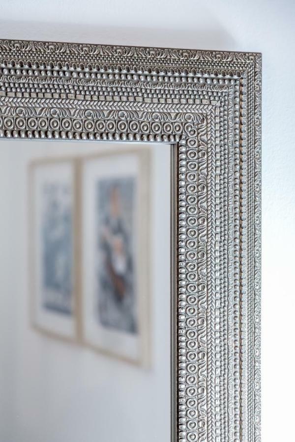 Apartment Alfama, Bright And Spacious With Private Terrace, By Timecooler Lisbon