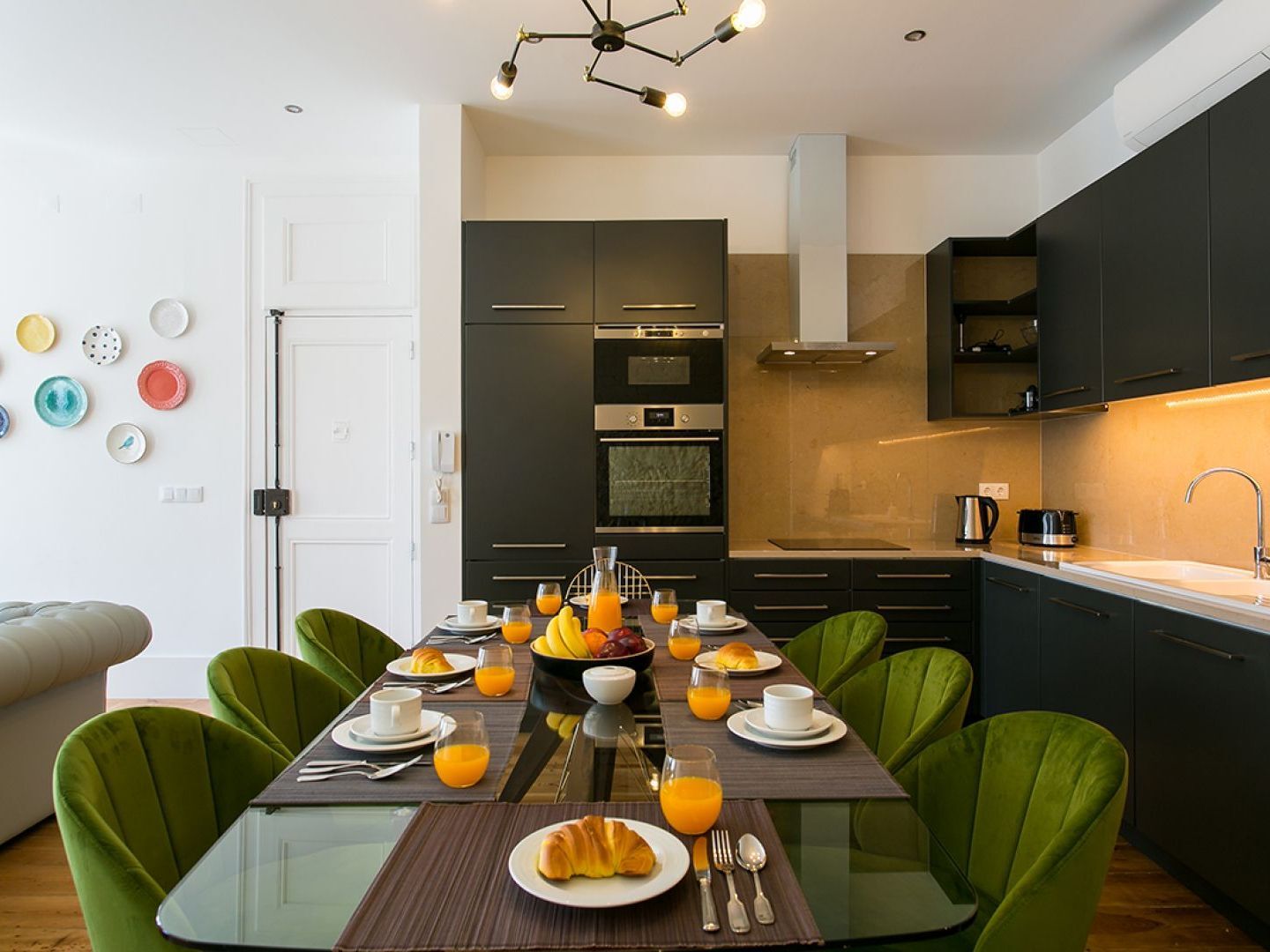 Apartment Joivy Gorgeous 3br With Balcony Nearby Time Out Market Lisbon