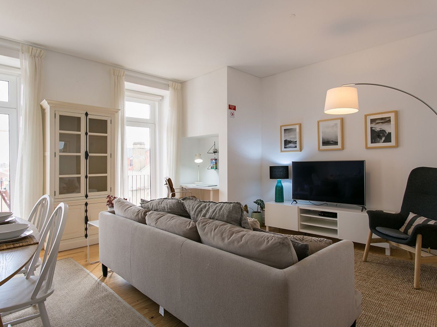 Altido Elegant Deluxe & Altido Luxurious 3-bedroom Apt With Terrace In Intendente Apartment Lisbon