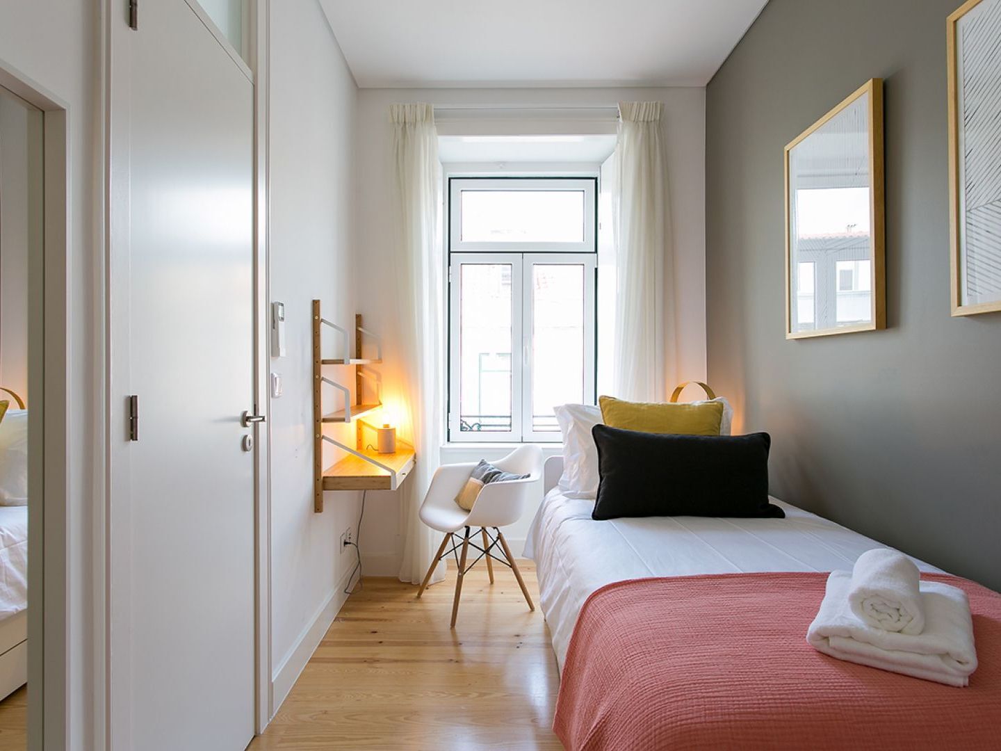 Altido Elegant Deluxe & Altido Luxurious 3-bedroom Apt With Terrace In Intendente Apartment *