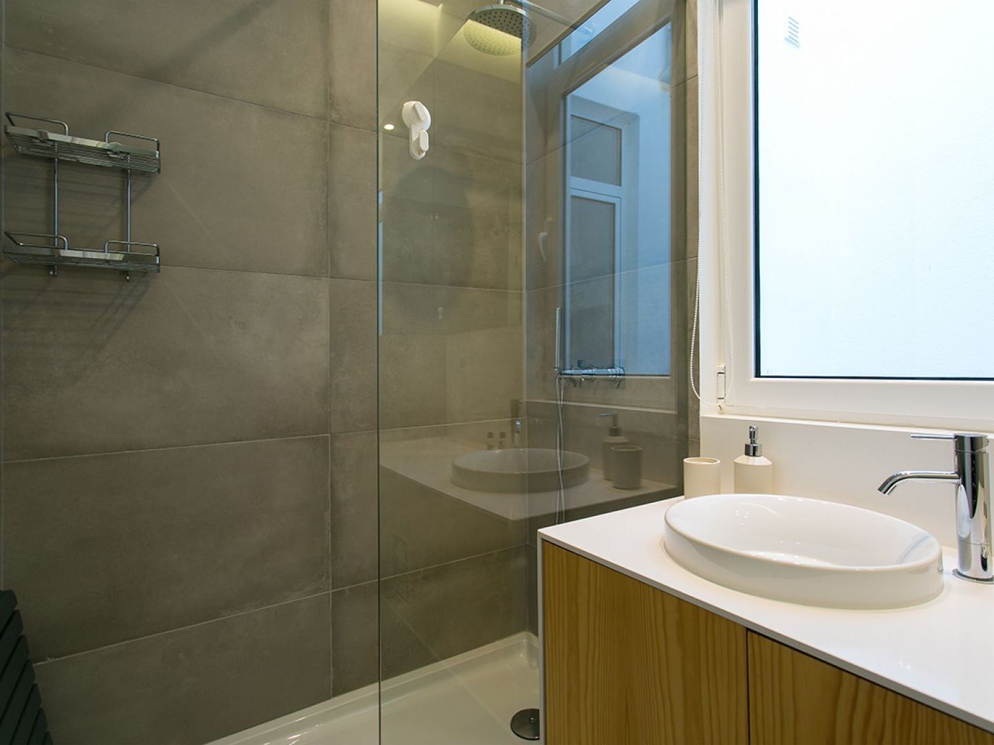 Altido Elegant Deluxe & Altido Luxurious 3-bedroom Apt With Terrace In Intendente Lisbon