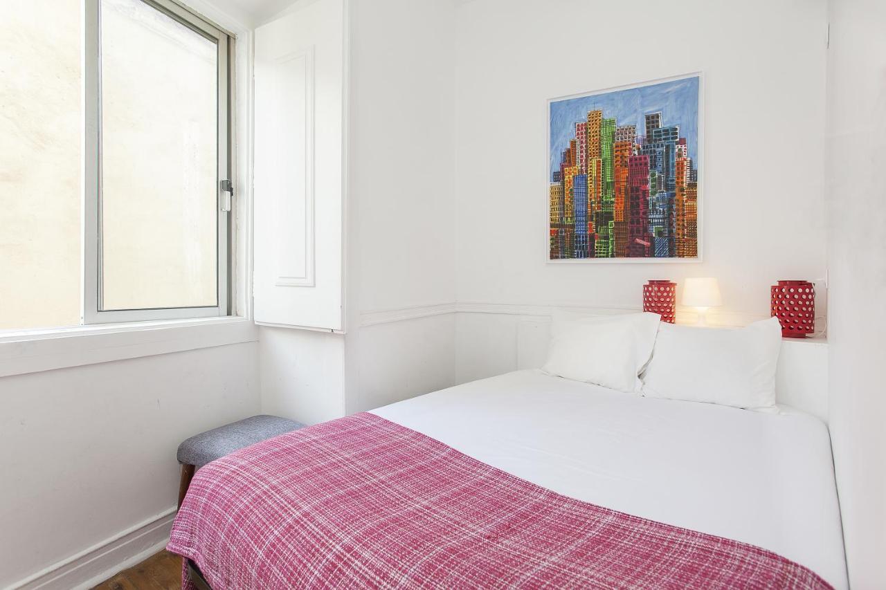 Hostel 5 Sins Chiado *