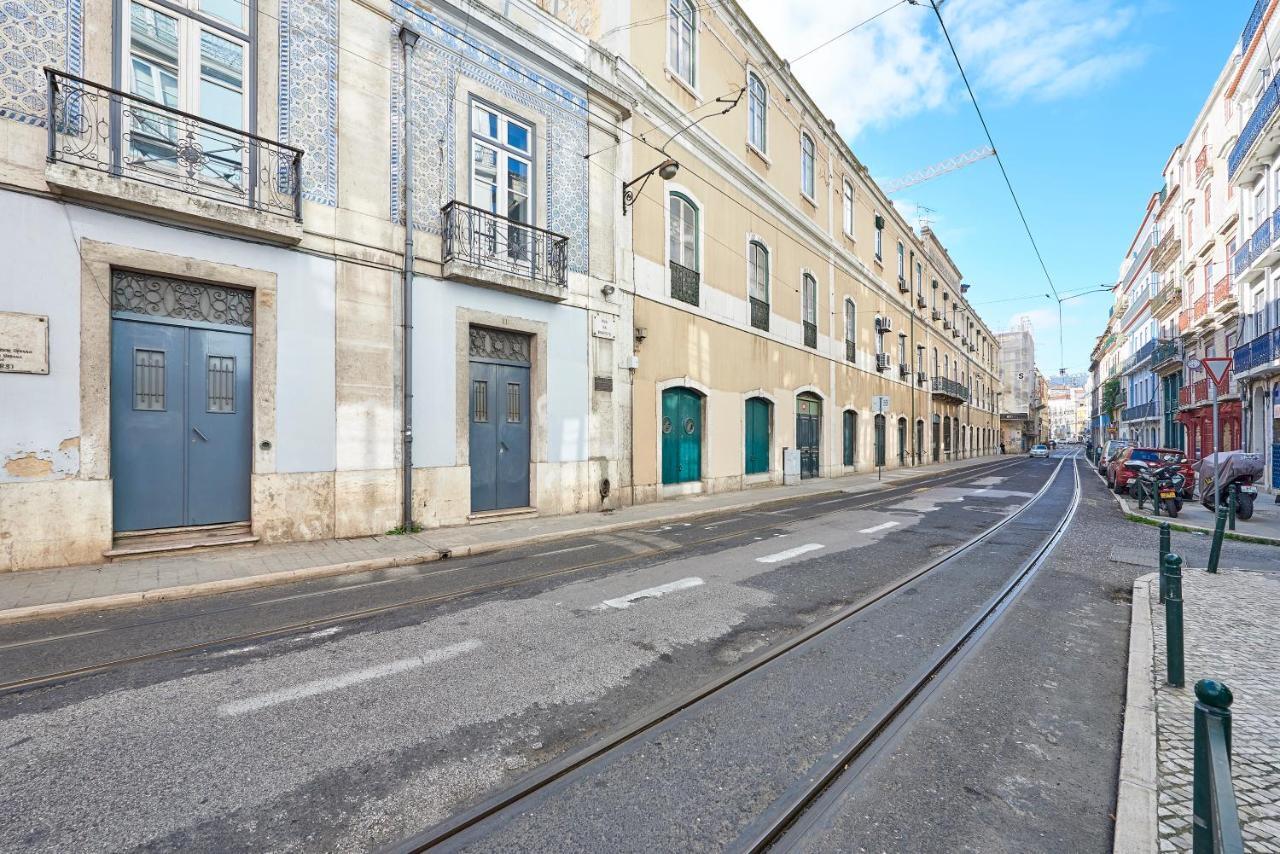 Modern Bica Dos Olhos Apartment Lisbon