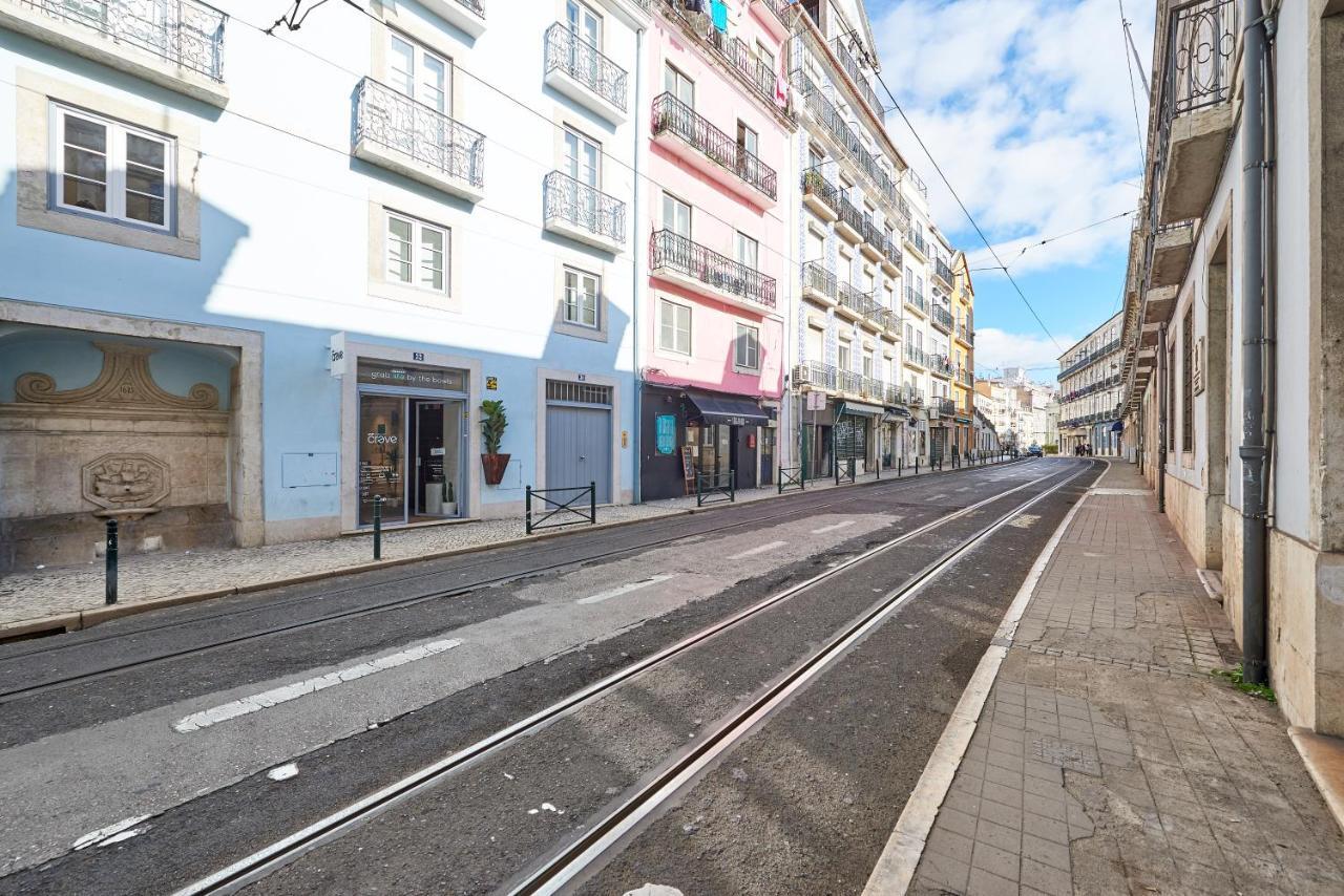 Modern Bica Dos Olhos Apartment Lisbon