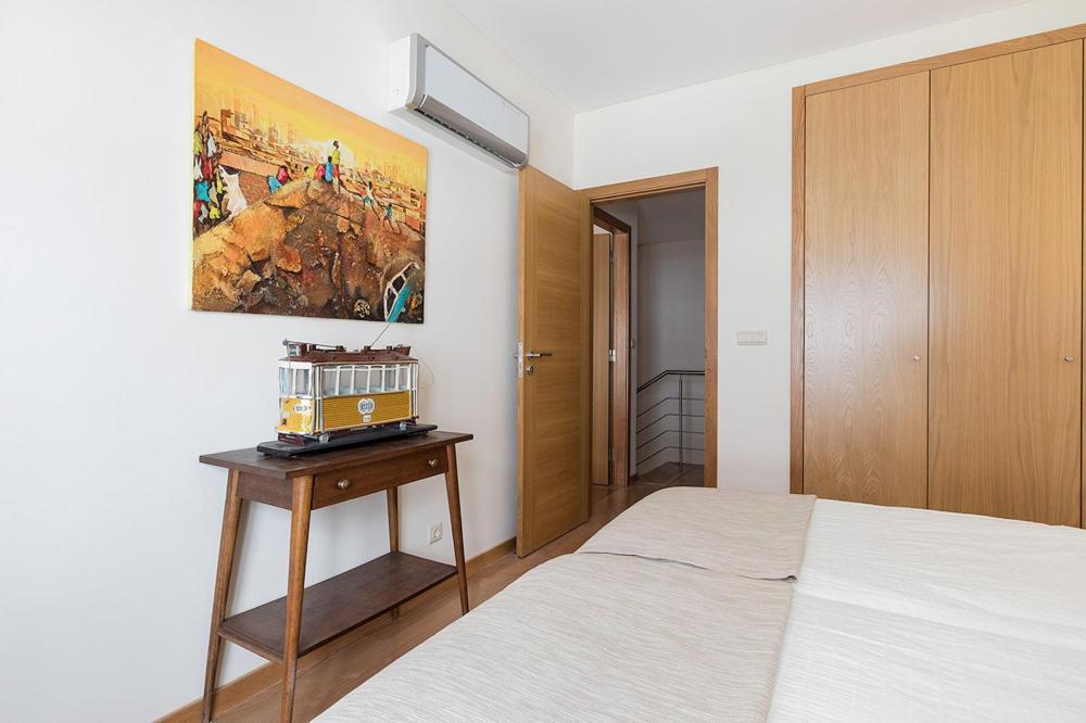 Flea Market Alfama House Apartment Lisbon