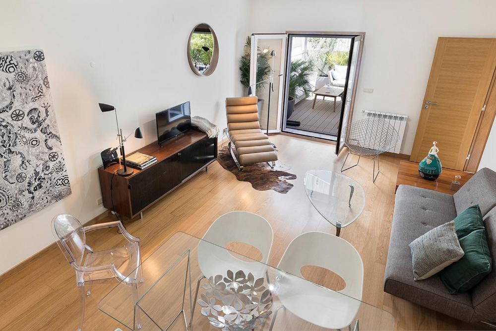 Apartment Flea Market Alfama House Lisbon