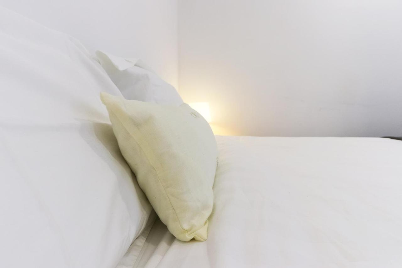 Wal Apartments- 3 Bedrooms With Parking Space *