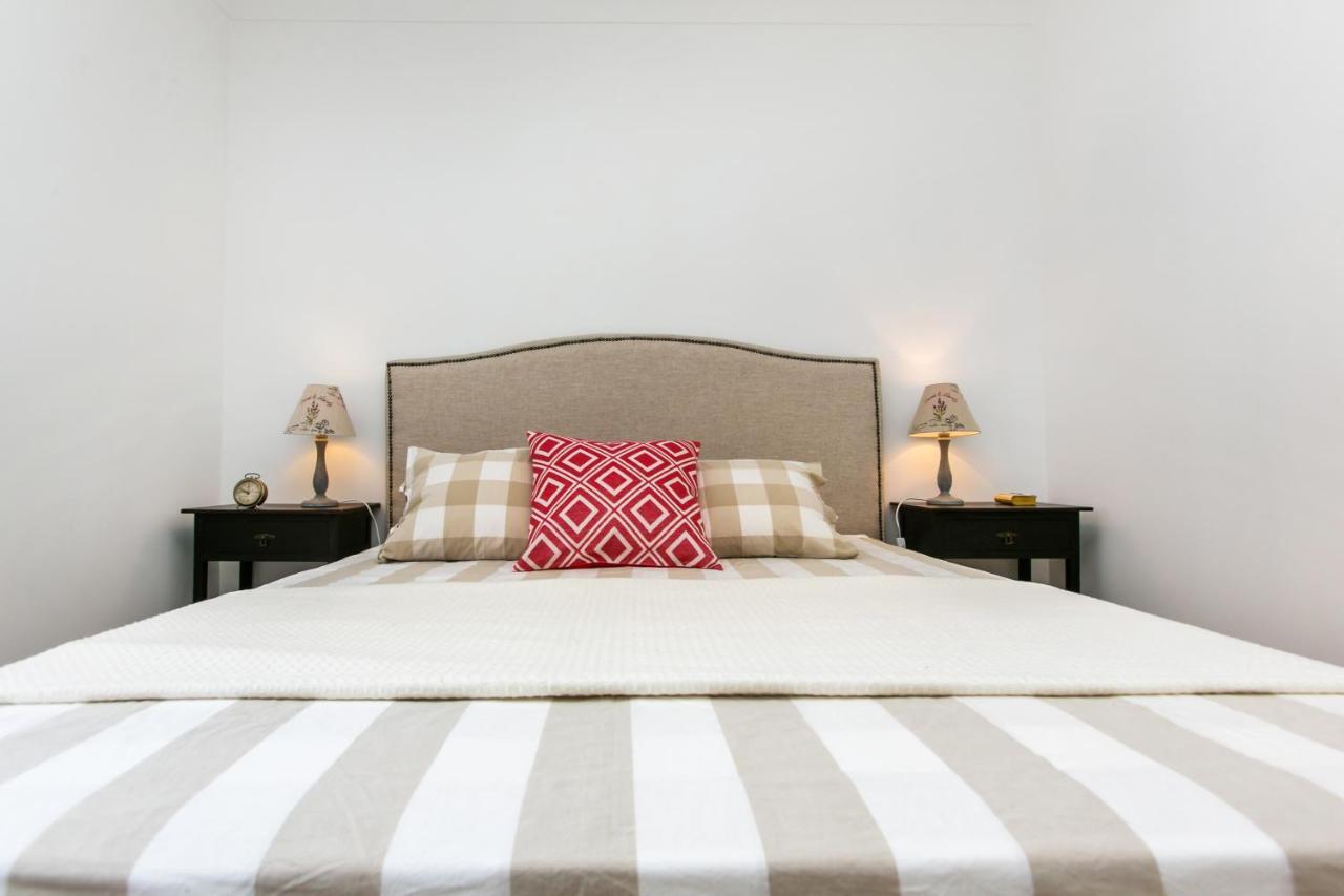 Apartment Belem! Charming 2 Bedroom W Terrace, Wifi & Free Street Parking Lisbon