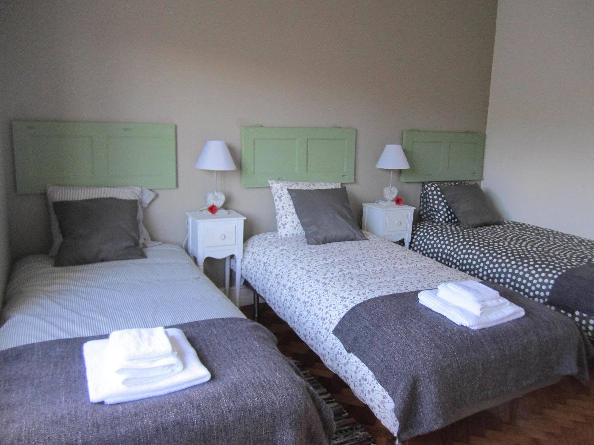 Alvalade Ii Airport Guest house 3*