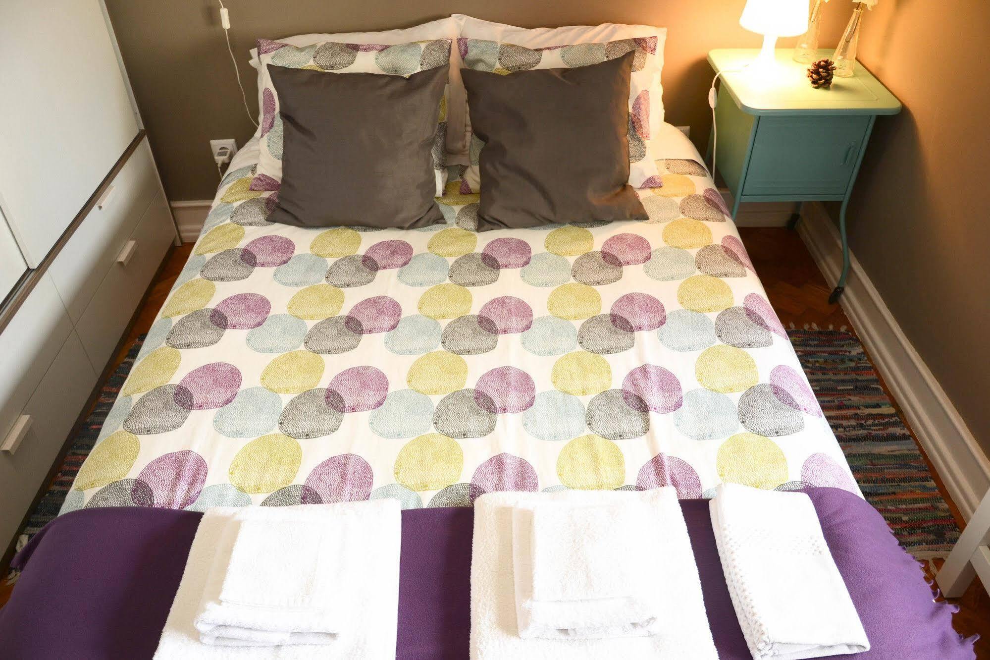 Guest house Alvalade Ii Airport 3*
