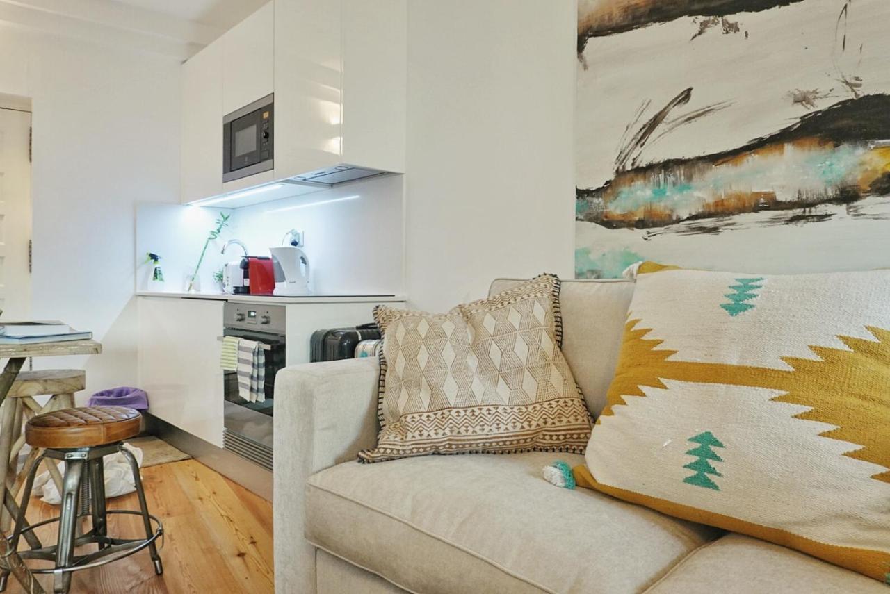 Apartment 15