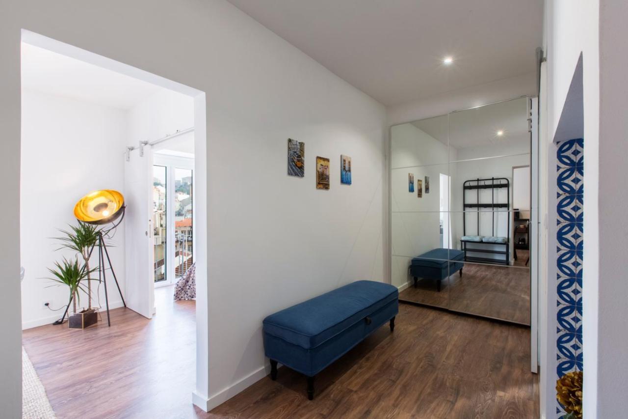 Apartment Amazing Downtown With Small Balcony With View Over The Castle