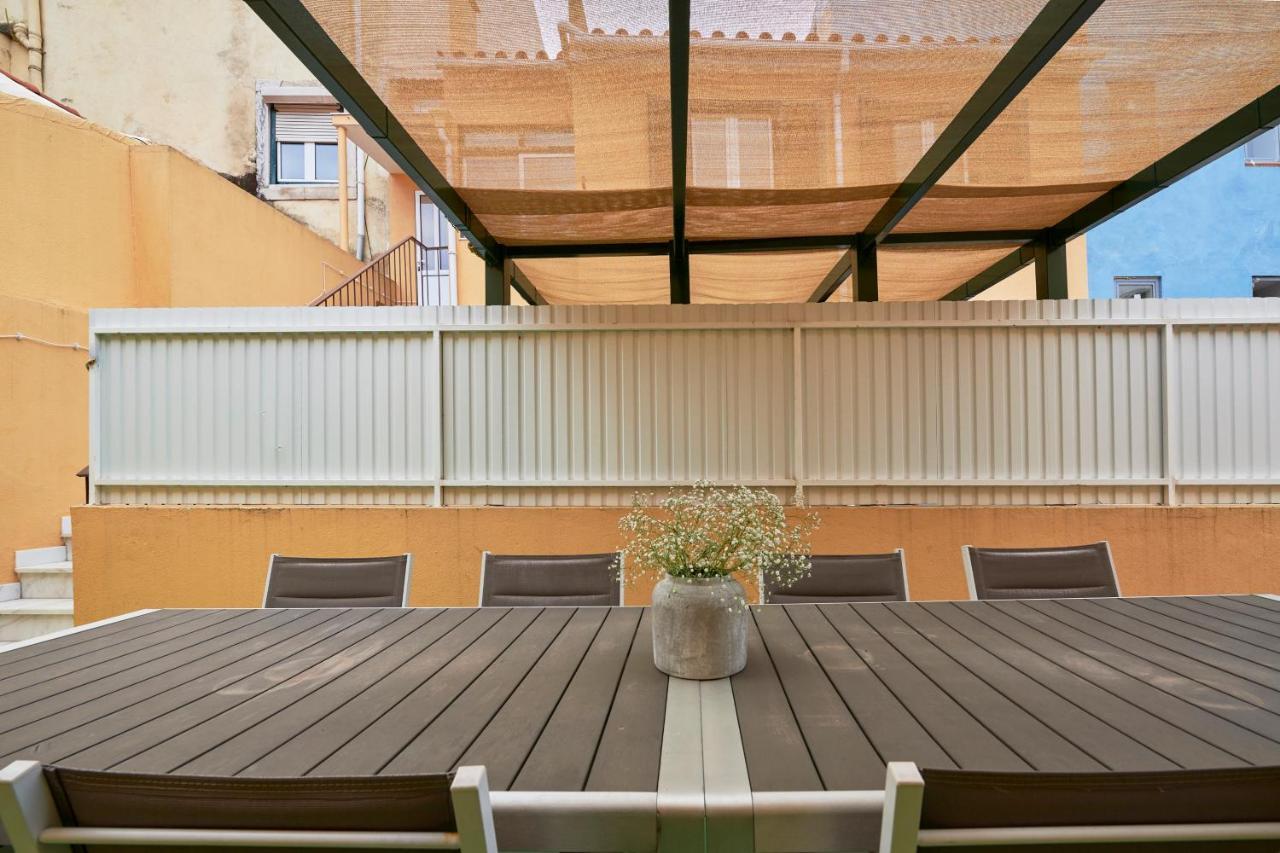 Apartment Renovated And Spacious Duplex With Patio, By Timecooler