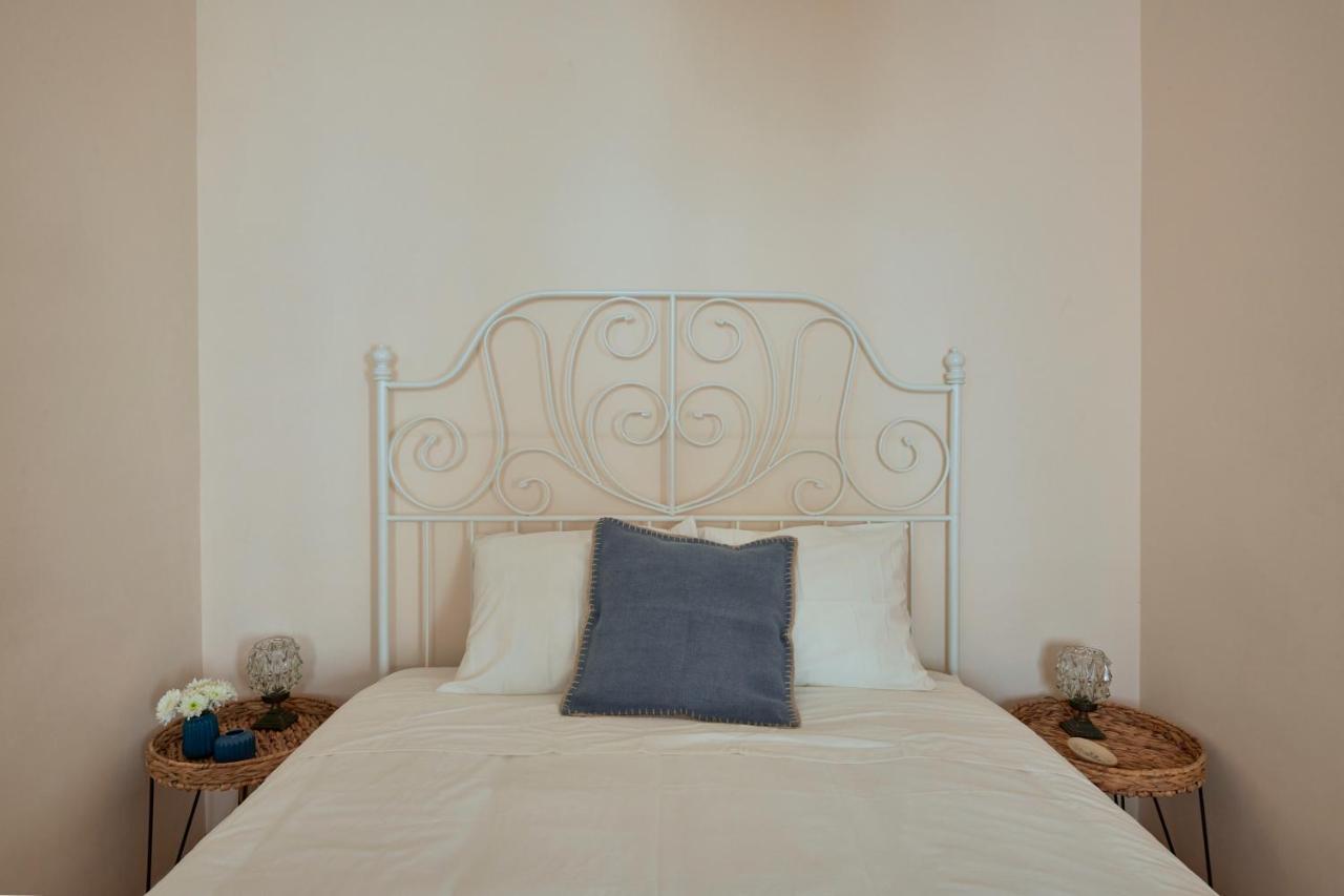 Renovated And Spacious Duplex With Patio, By Timecooler Apartment