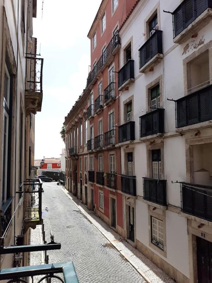 Lovely Flat In Adamastor Apartamento
