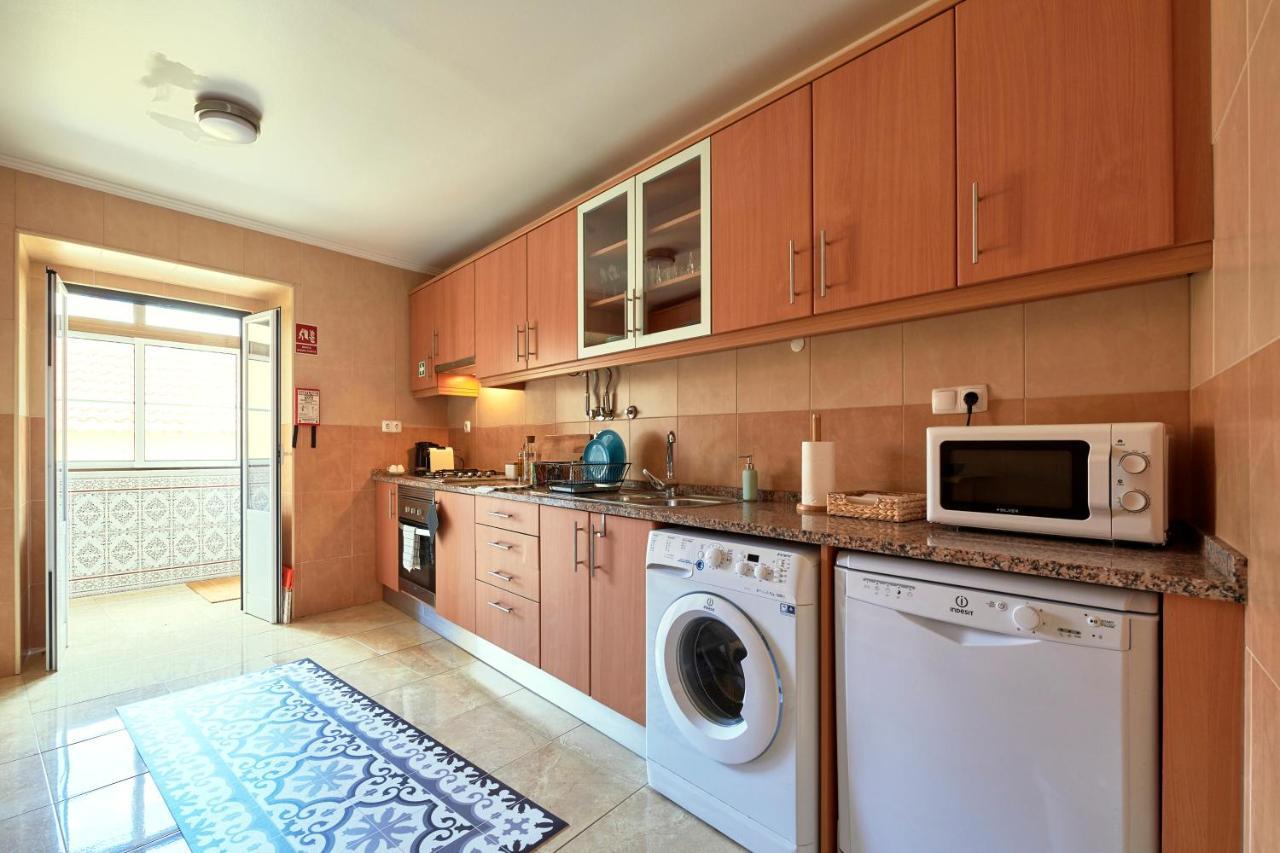 Renovated And Spacious Duplex With Patio, By Timecooler Apartment Lisbon