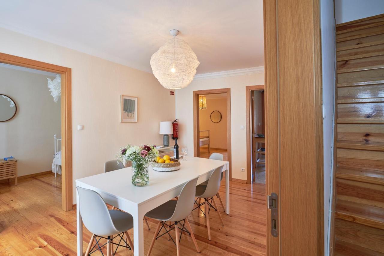 Apartment Renovated And Spacious Duplex With Patio, By Timecooler *