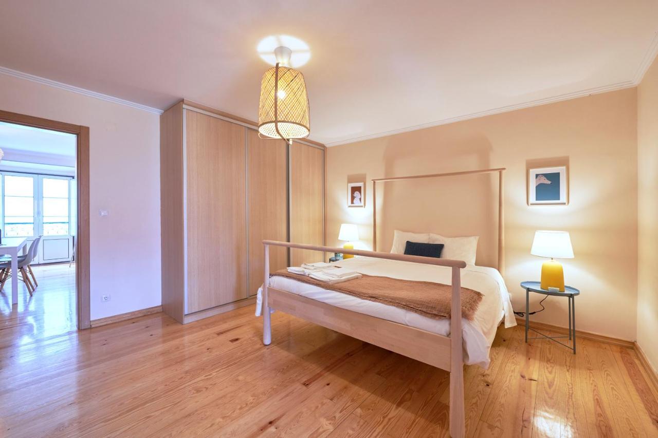 Renovated And Spacious Duplex With Patio, By Timecooler Apartment Lisbon