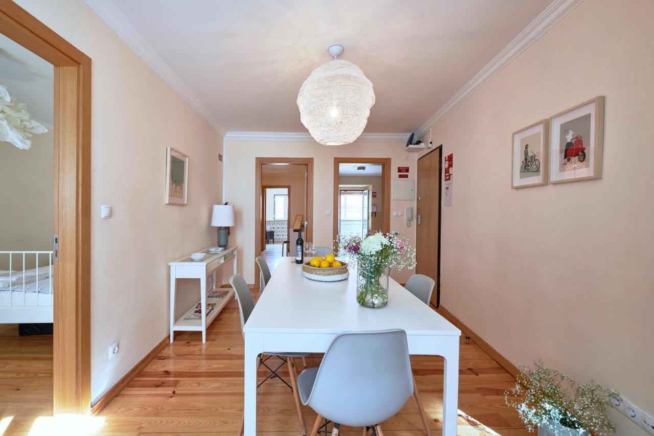 Renovated And Spacious Duplex With Patio, By Timecooler Apartment Lisbon