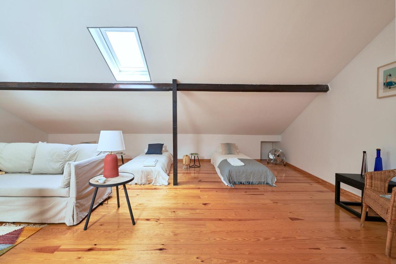 Apartment Renovated And Spacious Duplex With Patio, By Timecooler