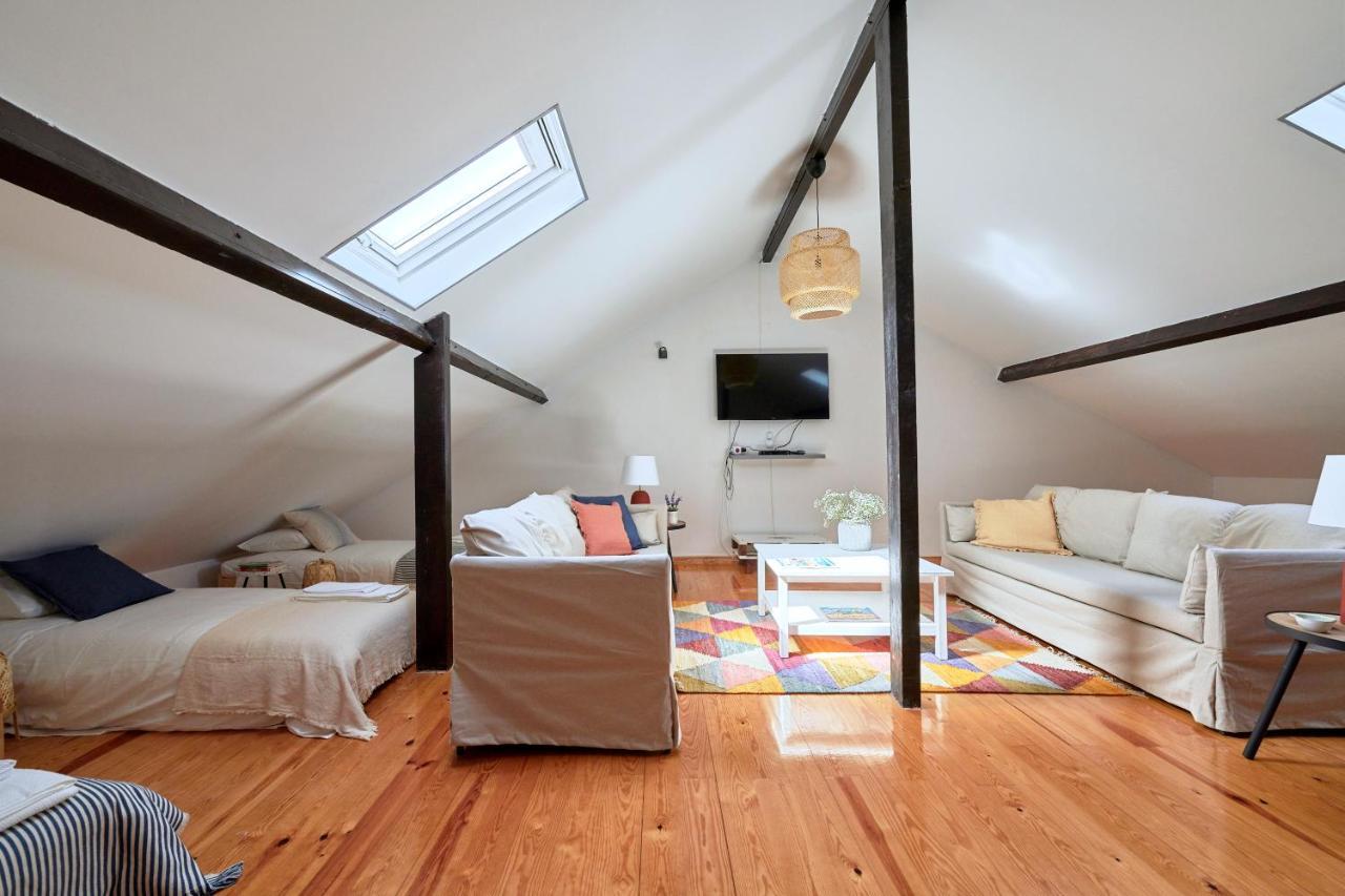 Apartment Renovated And Spacious Duplex With Patio, By Timecooler