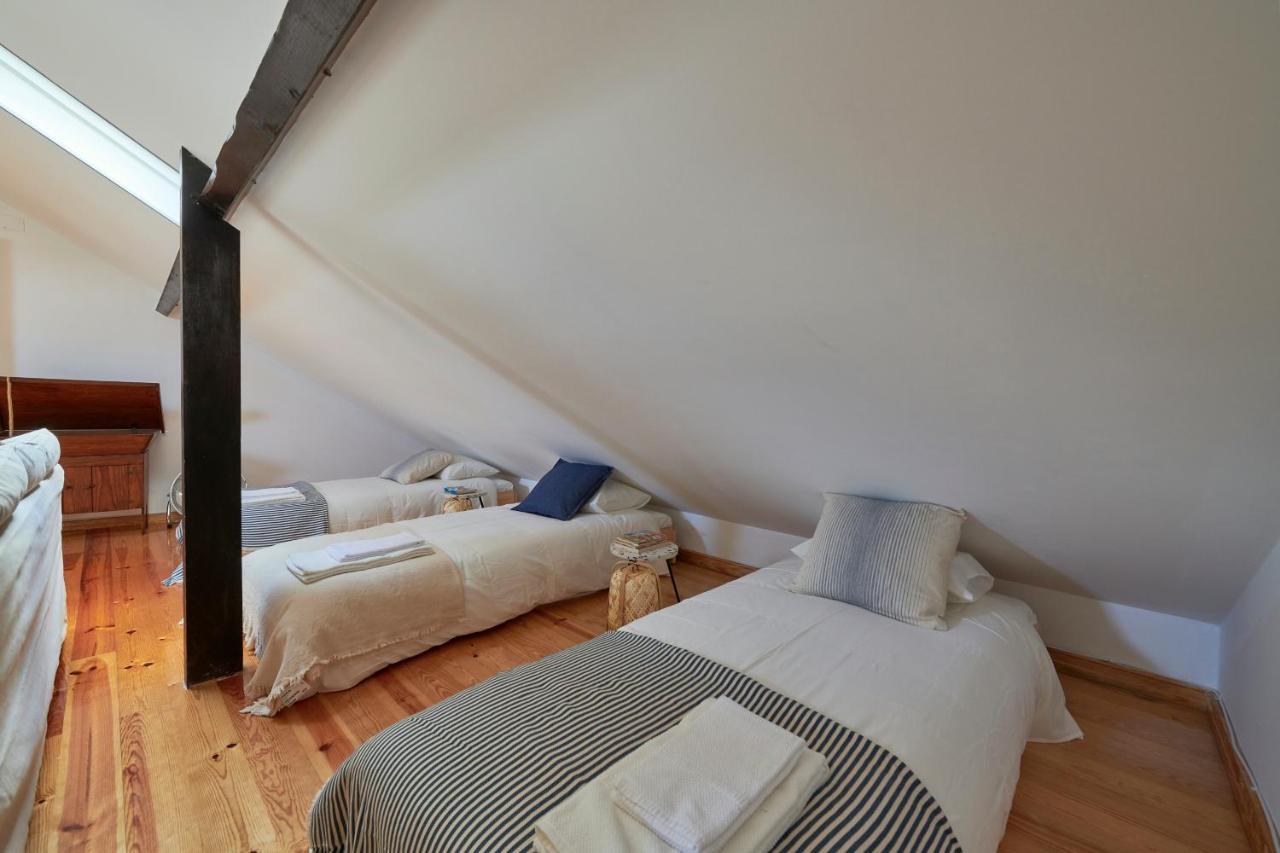 Apartment Renovated And Spacious Duplex With Patio, By Timecooler Lisbon