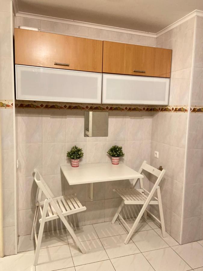 Apartment Com•bro