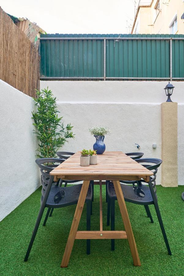 Belem Light Filled With Patio, By Timecooler Apartment