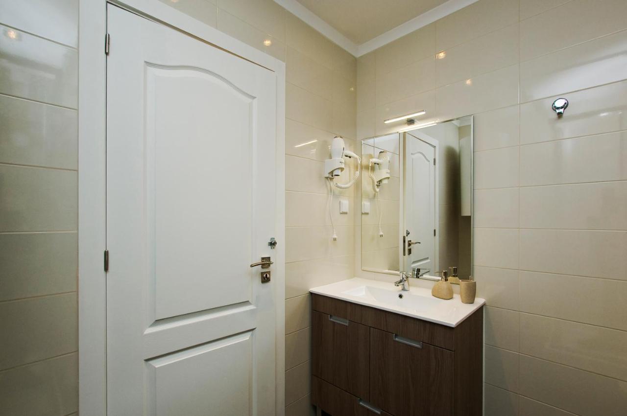 Homestay C&o Alcantara-lisbon *