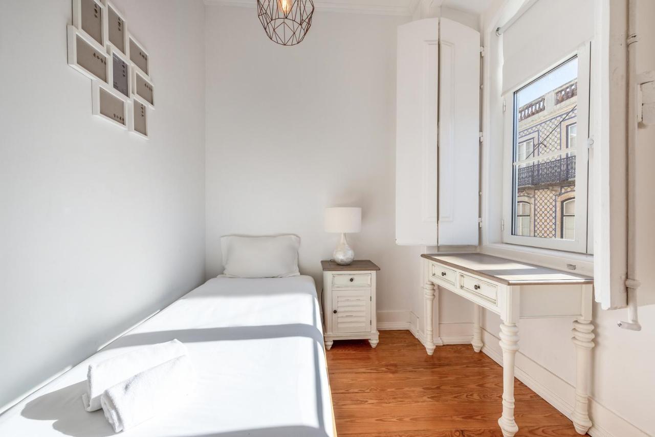 Sunny Downtown Apartment By Guestready *
