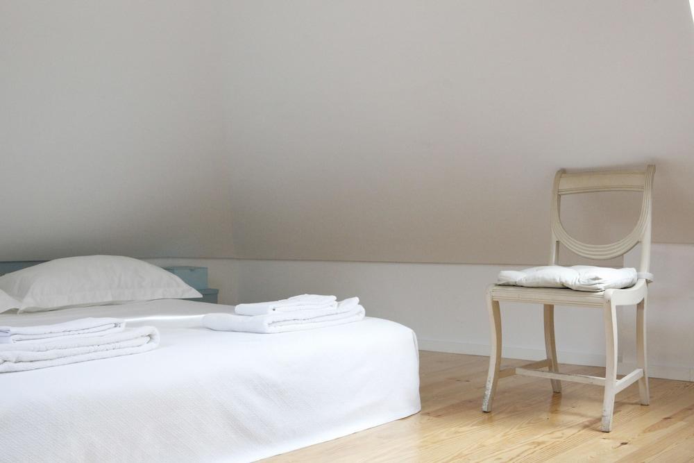 Apartment Alfama Yellow House *