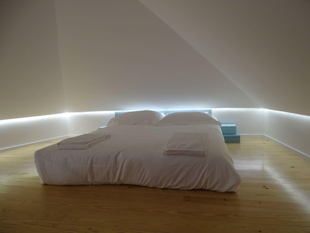 Apartment Alfama Yellow House *