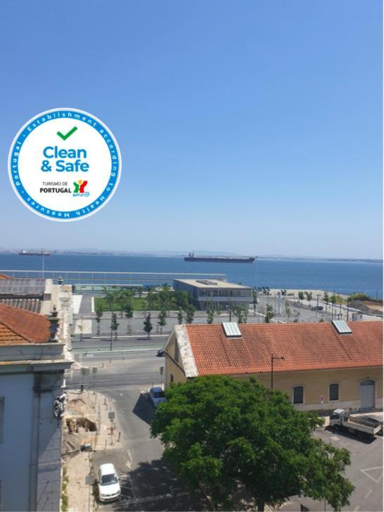 Alfama Services Apartment *