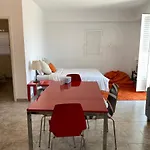 Alfama Apartment With Balcony