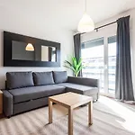 Flh Expo Modern Flat With Balcony