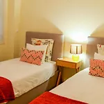 Lisbon Apartment Near Marques Pombal Square