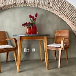 Old Stables Chiado - 1 Bedroom In The Red Heart Of Lisbon