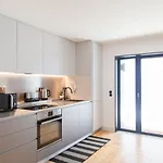 Flh Intendente Elegant Mezzanine With Balcony