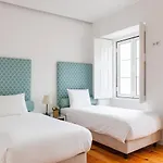 Alfama Delight Panoramic River And Historic City Views 3 Bedrooms And 2 Bathrooms Ac 18Th Century Building