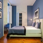 Correeiros Downtown Duplex & Deluxe Apartment