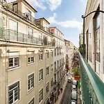 Charming 2 Bedroom Apartment Next To Praca Da Figueira
