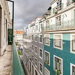 Charming 2 Bedroom Apartment Next To Praca Da Figueira