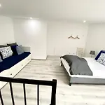 House Of Comfort Duplex Apartment A In The Center Of Lisbon