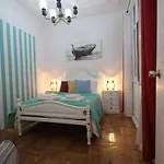 Nautic M1 R2 - Classy & Cozy Double Room With Shared Bathroom In Marques Pombal