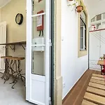 Retro M2 R4 - Lovely Double Room With Shared Bathroom