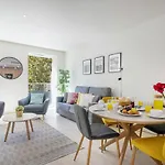 Modern & Stylish Apartment In Av. Da Liberdade By Lovelystay