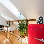 Principe Real Beautiful Studio Apartment