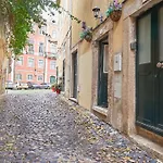 Mini Studio In Alfama Near Castelo St Jorge