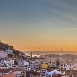 Olá Lisbon - Panoramic luxury Graça III